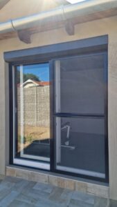 Alumínium redőny kombinálva kivehető szúnyoghálóval